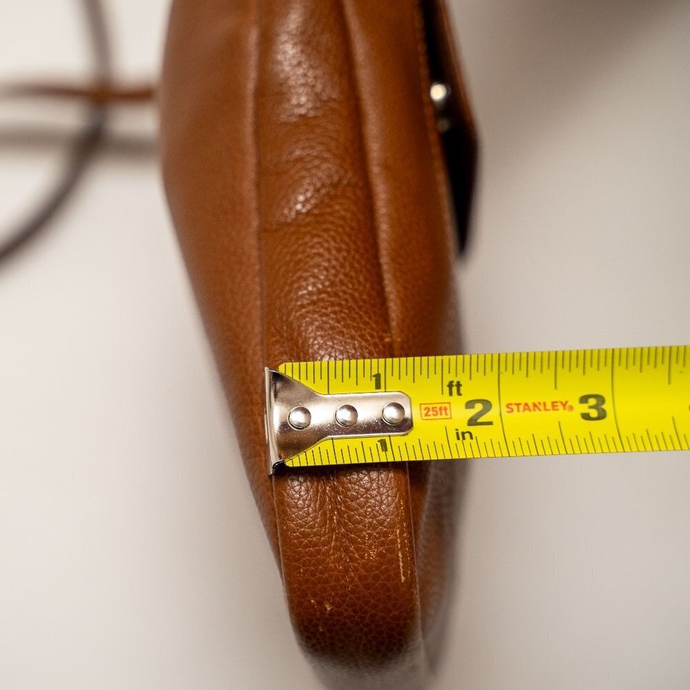 ~ FIRM PRICE ~ 
VINTAGE LONGCHAMP Camel Colored Leather Crossbody - Picture 10 of 16